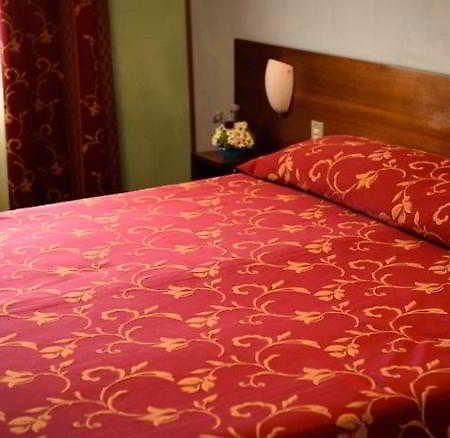לניאגו Hotel Salieri מראה חיצוני תמונה