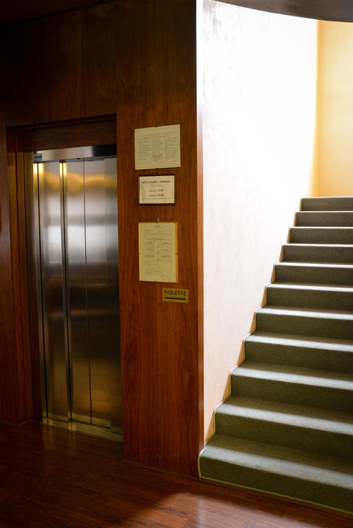 לניאגו Hotel Salieri מראה חיצוני תמונה